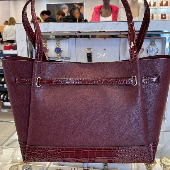 MICHAEL KORS
Reed Large Leather Belted Satchel Shoulder Tote Handbag 
Oxblood - Picture 13 of 16